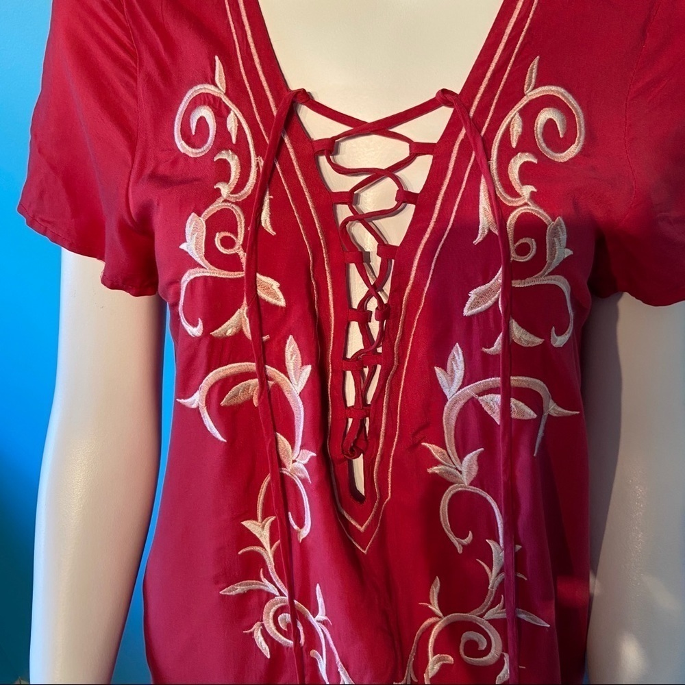 Lulus women’s ‎ embroidered tie up dress in size small - Picture 2 of 7